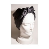 HER - Silk Mulberry Head Scarve Black 80x80 cm – Šatka zo 100%-ného hodvábu