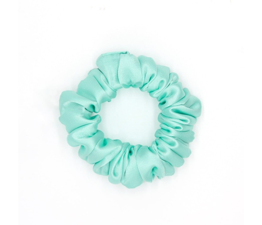 Scrunchie by Terrie – Handmade Saténová gumička na kučeravé vlasy mintovo - zelená