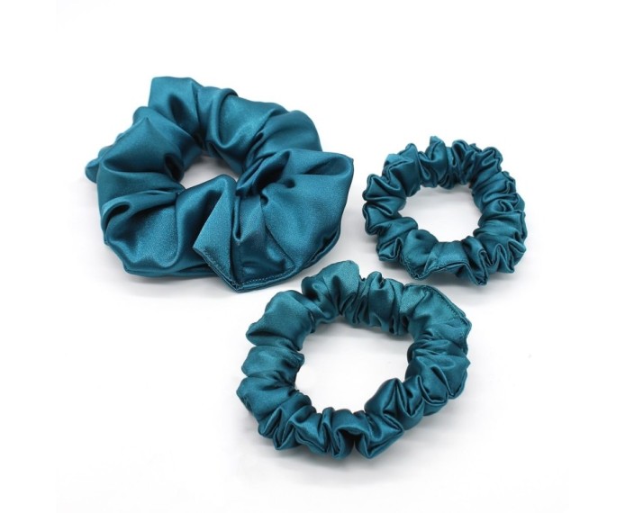 Scrunchie by Terrie – Handmade Saténová gumička na kučeravé vlasy - petrolejová